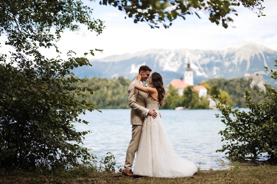 Intimate wedding planning